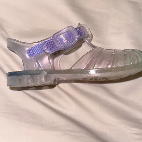 Cat & Jack toddler sandals - Picture 2 of 3